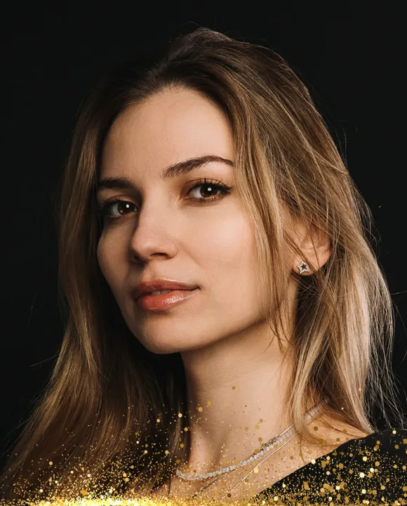 Порно үстелдің астына тығылып, жалау керек болды